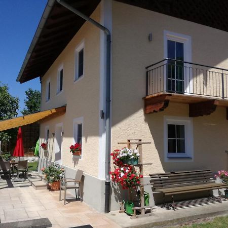 Landhof Ella - Ferienhaus Vor Den Toren Salzburgs Petting ภายนอก รูปภาพ